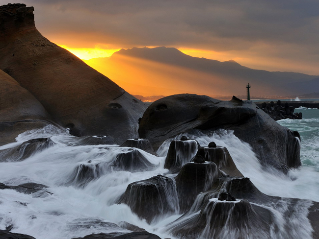 野柳地質公園夕陽圖