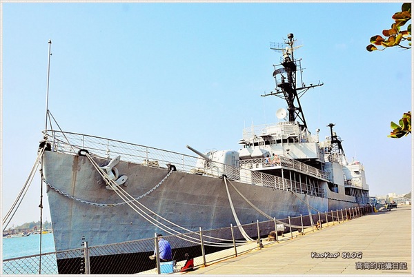 威武的德陽(yáng)艦園區(qū)定情碼頭